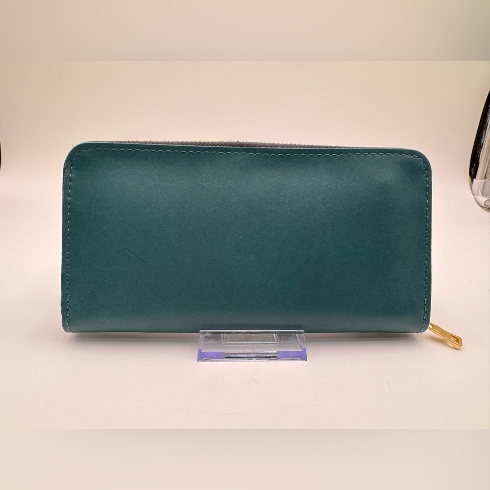 Portland Leather Harbor Zip-Around Leather Wallet - Picture 4 of 6